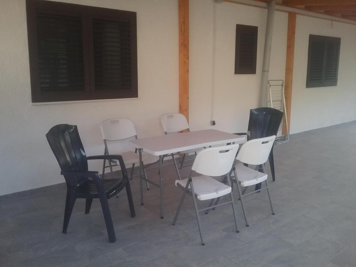 Milda+M Apartment Skradin Exterior foto