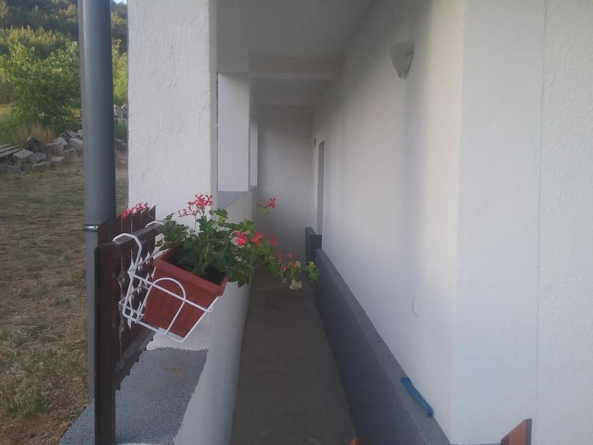 Milda+M Apartment Skradin Exterior foto
