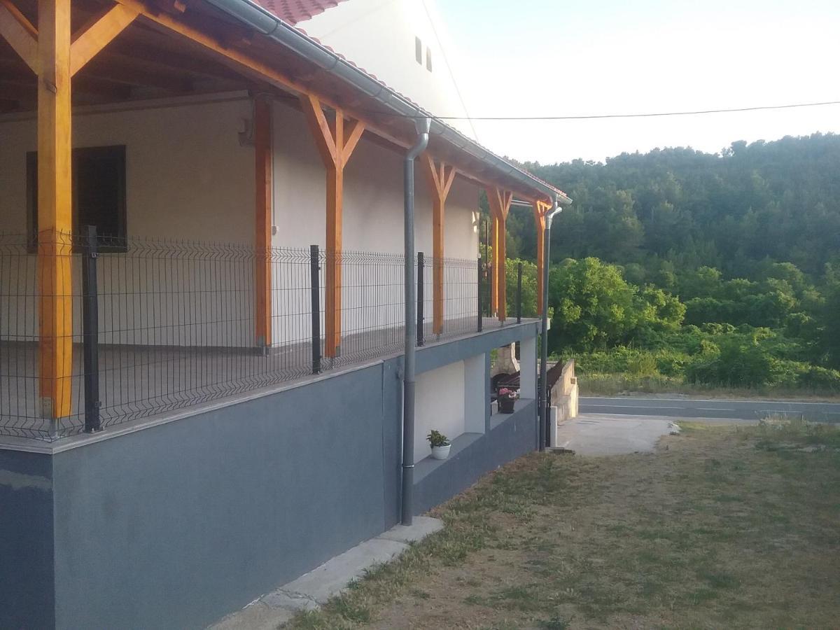Milda+M Apartment Skradin Exterior foto