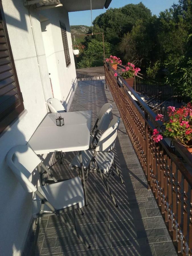 Milda+M Apartment Skradin Exterior foto
