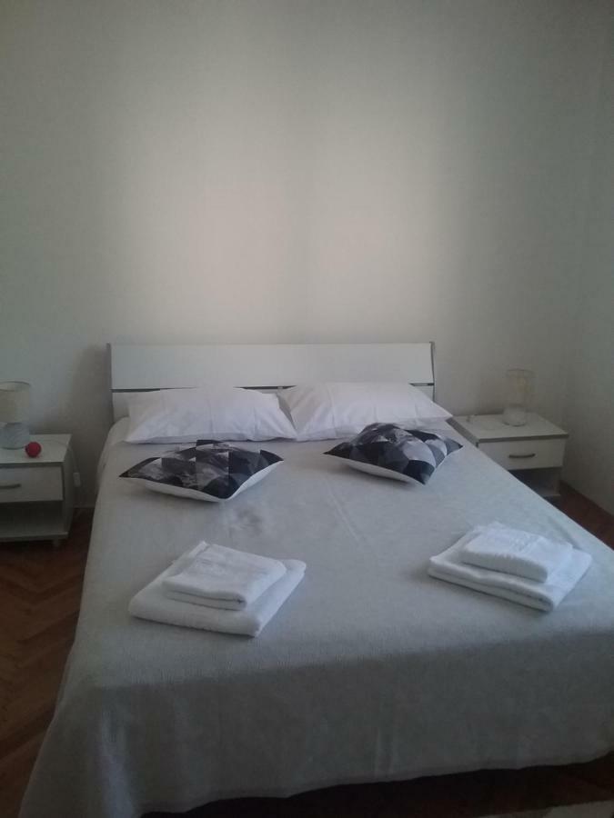 Milda+M Apartment Skradin Exterior foto
