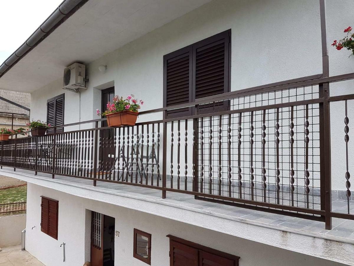 Milda+M Apartment Skradin Exterior foto